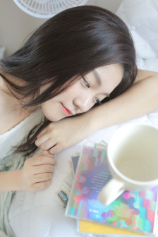 美女自拍